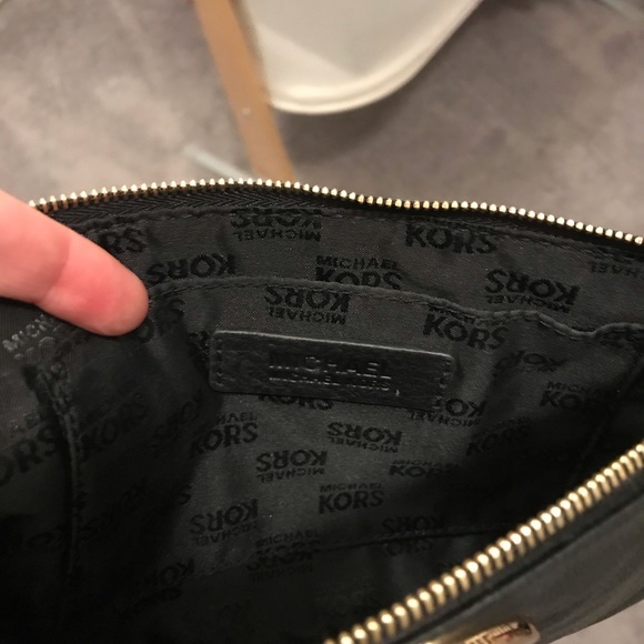 Authentic Michael by Michael Kors Signature Clutch - Picture 6 of 6